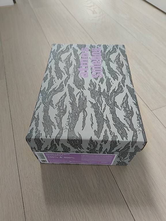 Statuette: Bearbrick x Atmos x Solebox 100% & 400% Set – Usato da Luzern venduto da Pokepas 3