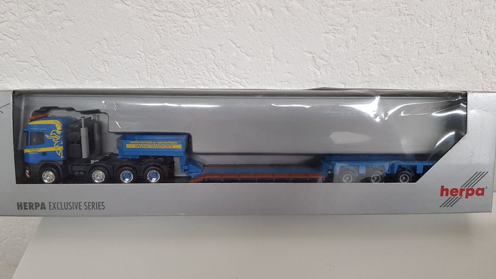 HERPA 318631 # Scania CR 20 ND Rungen-Hängerzug " Martin Wittwer " 1:87