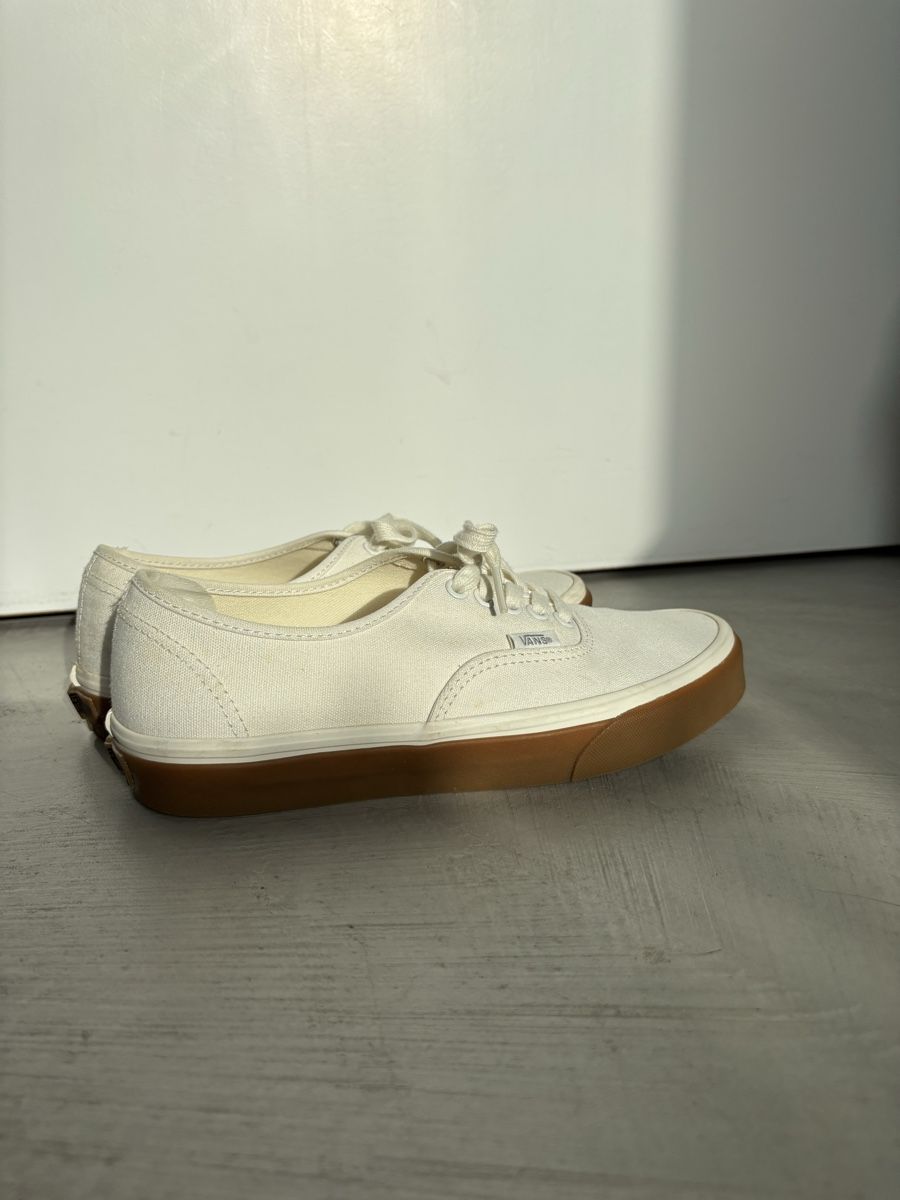 Vans Scarpe da uomo: Vans white low, GR. 39 – Nuovo (secondo la descrizione) da Steinmaur venduto da aly_mhs6 6