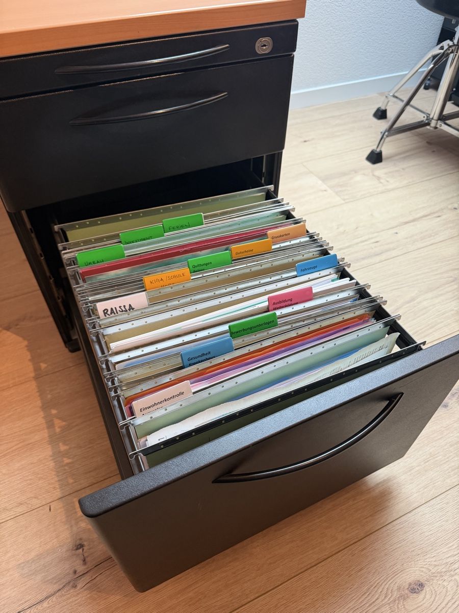 Banconi: Büro-Korpus – Usato da Illnau venduto da Bruesen 2