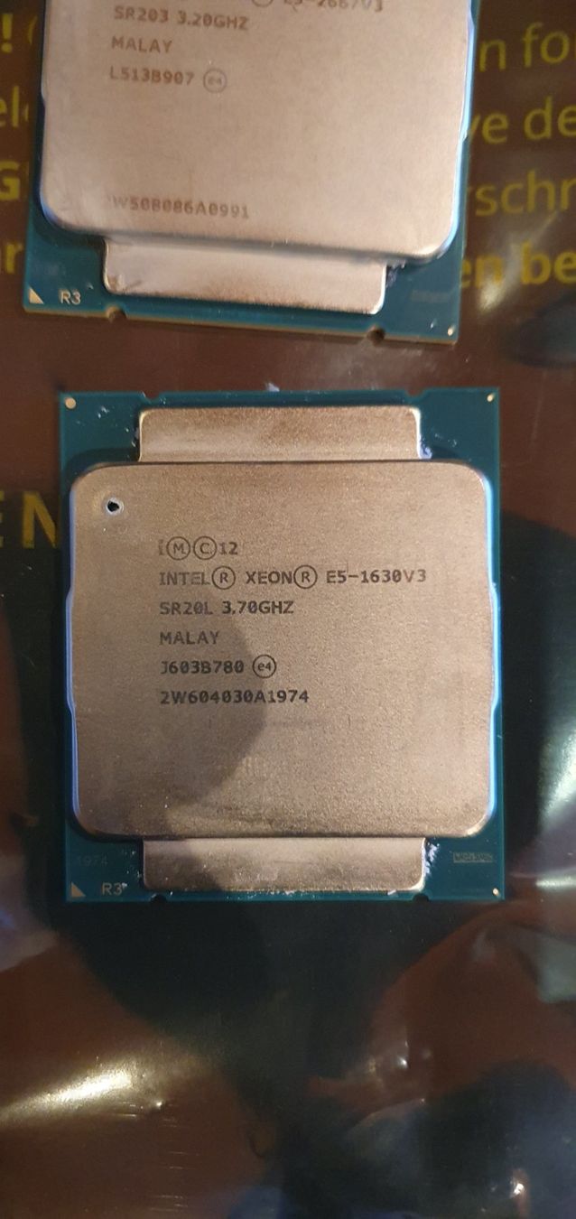 PC: Intel CPU Bundle: Xeon & Core i5 Prozessoren - Top Deal! – Usato da Schangnau venduto da TOMs_Hardware 4