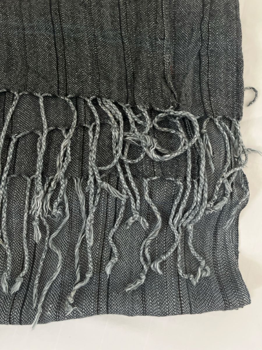 Foulard & Sciarpe: Schal Grau meliert Wolle – Usato da St. Gallen venduto da joe_v6z5 1