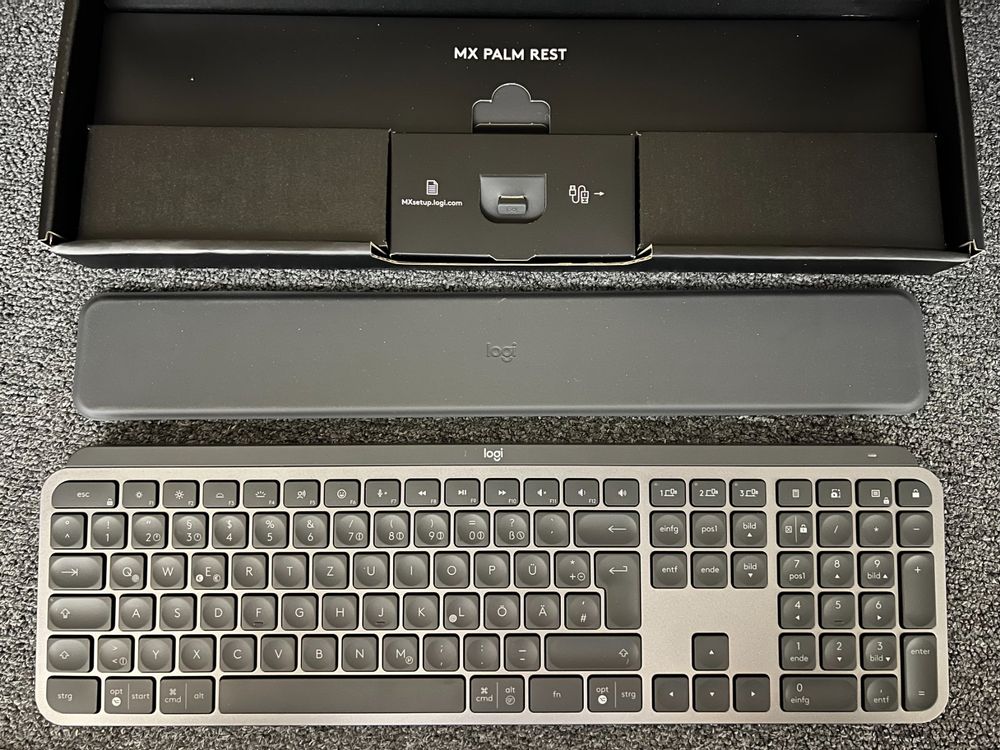 Logitech MX Keys (Neu (gemäss Beschreibung)) in Einsiedeln für CHF 60 ...