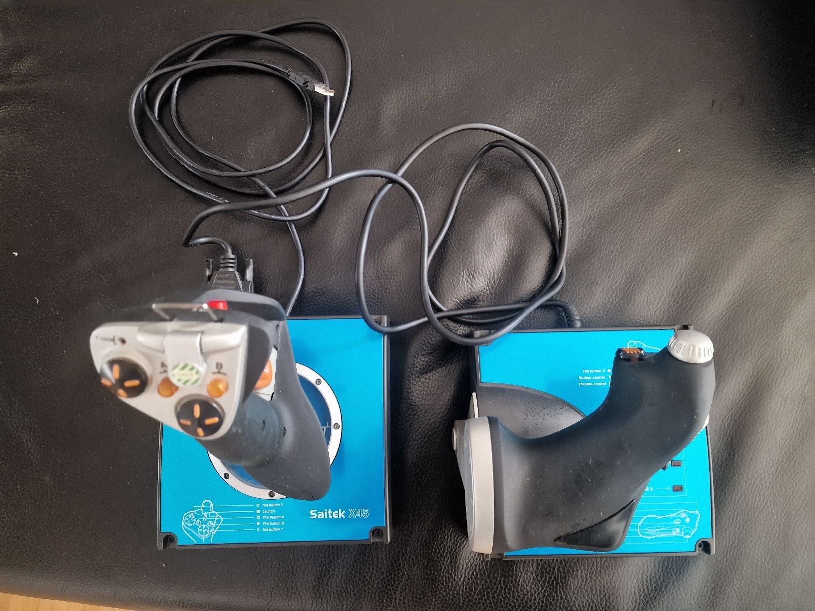 Saitek Controller: Saitek X45 Digital Joystick & Drosselklappe Flugsimulator  – Gebraucht aus Fehraltorf von