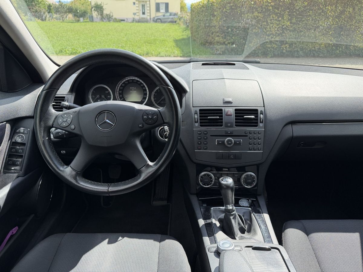 Mercedes-Benz Automobili: Mercedes C200 Kombi – Usato da Flumenthal venduto da .Robert. 2
