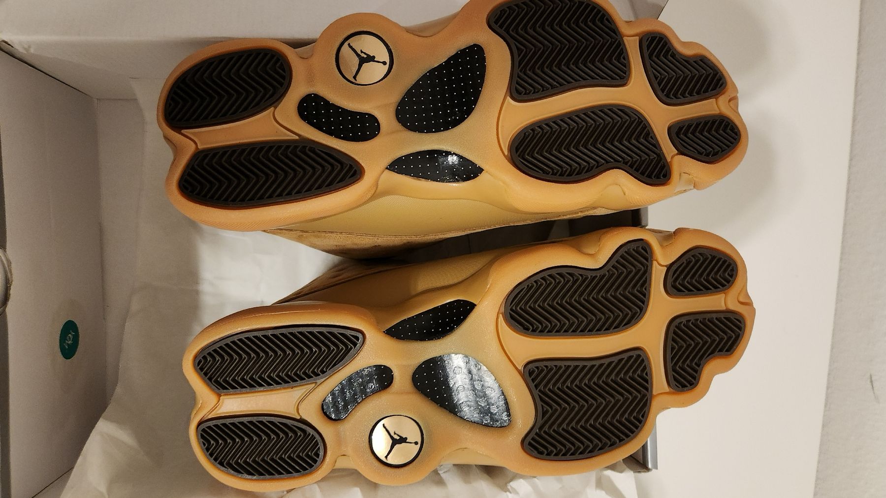 Jordan Scarpe da uomo: Jordan Retro 13 NEU in Gr. 42 – Nuovo e nell'imballaggio originale da Unterentfelden venduto da Master-Watch 7