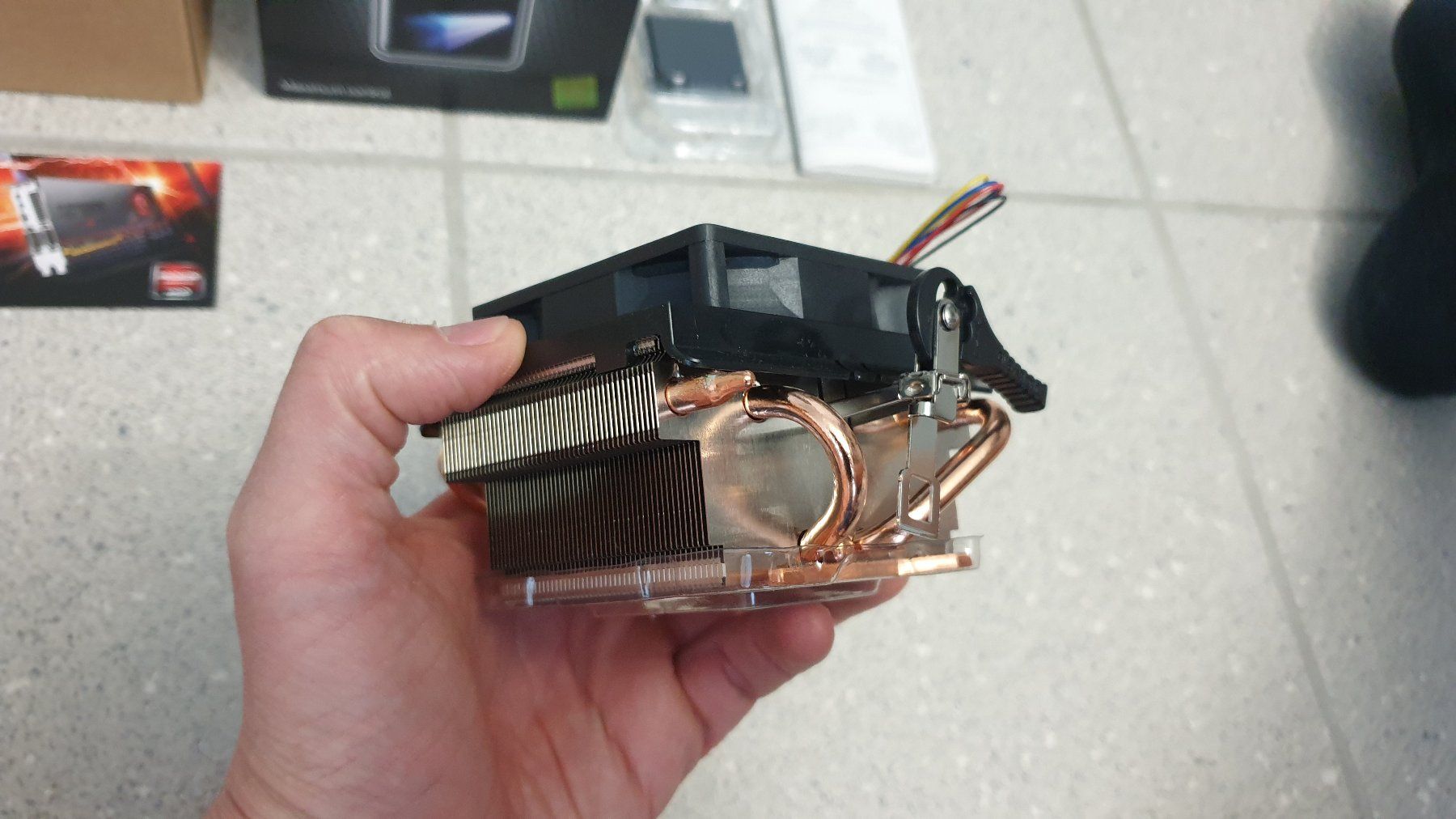 Amd Ventilateurs: AMD CPU Kühler – Neuf avec emballage d'origine à Stäfa par Supertramp73 2