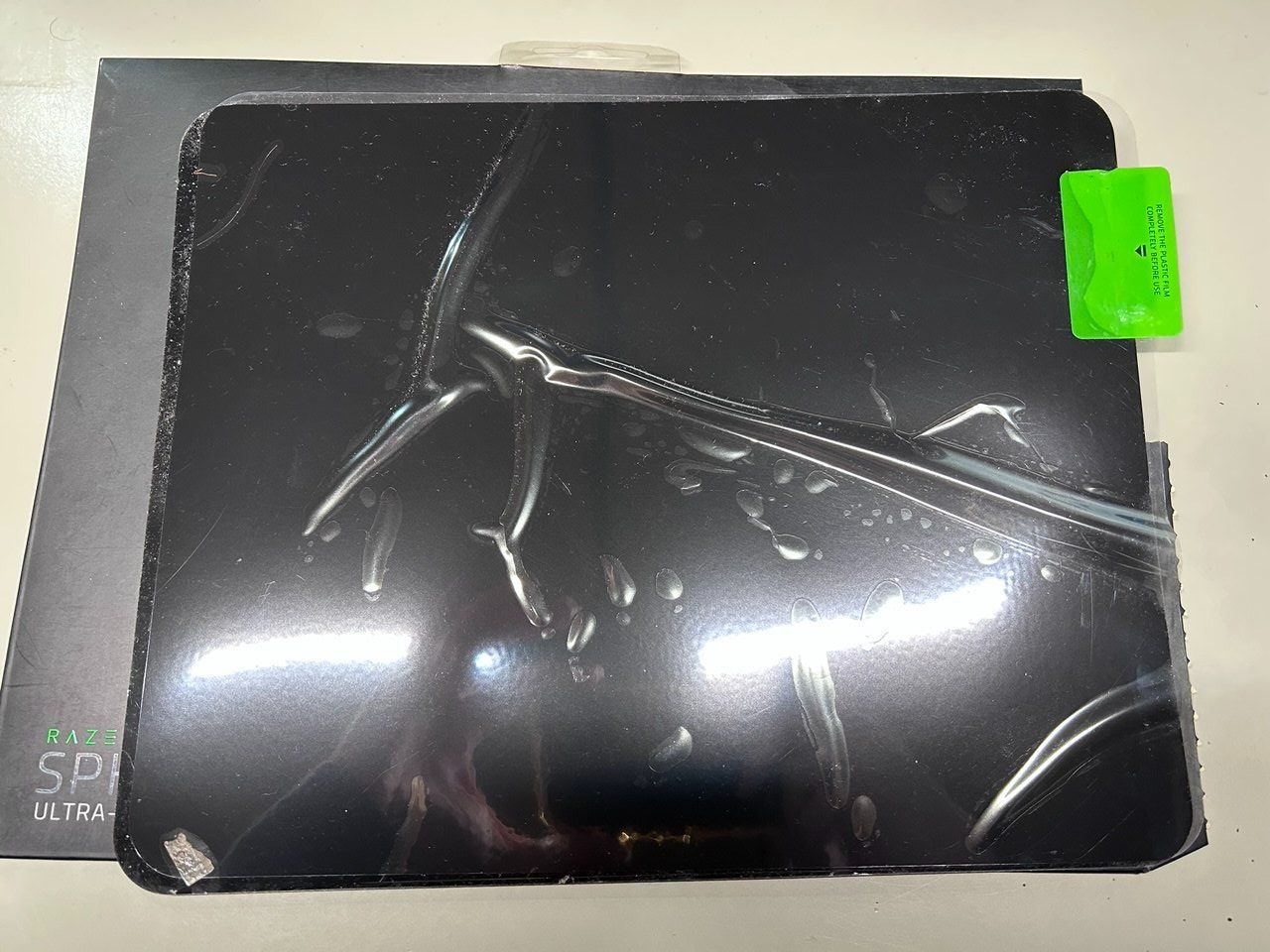 Razer Tappetini per mouse: Tappeto Mouse Razer Sphex V2 Mini – Nuovo (secondo la descrizione) da Giubiasco venduto da LorisVale 2