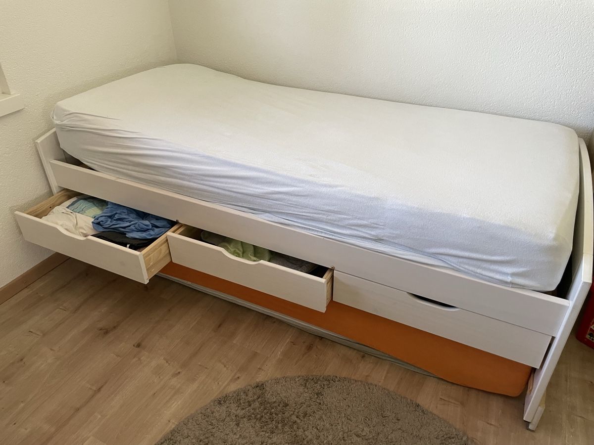 Betten: Bett – Gebraucht aus St. Silvester von magi.j 1