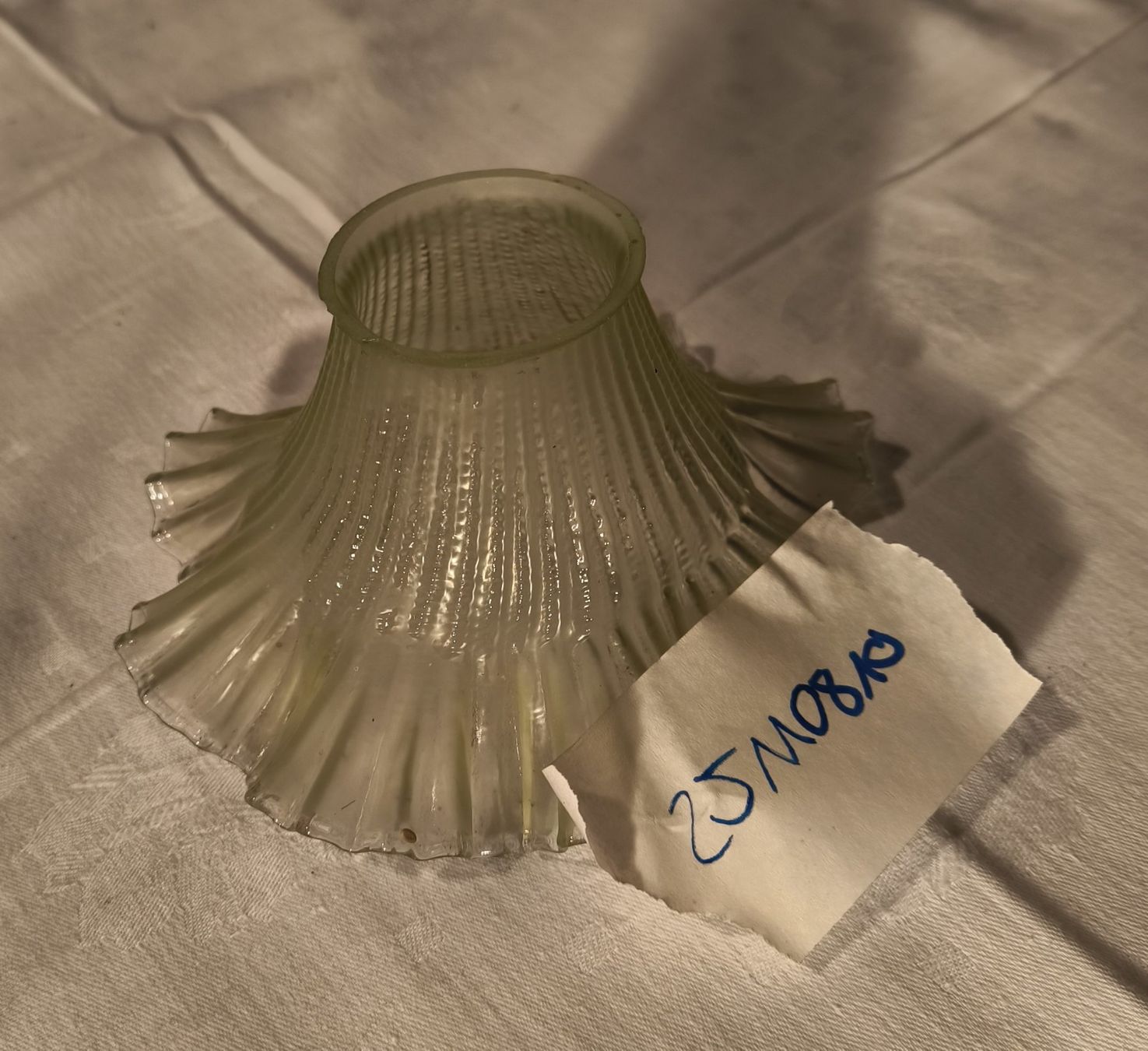 Lampenschirme: Lampenschirm, Glas – Gebraucht aus Rorschacherberg von snOOpydOg11