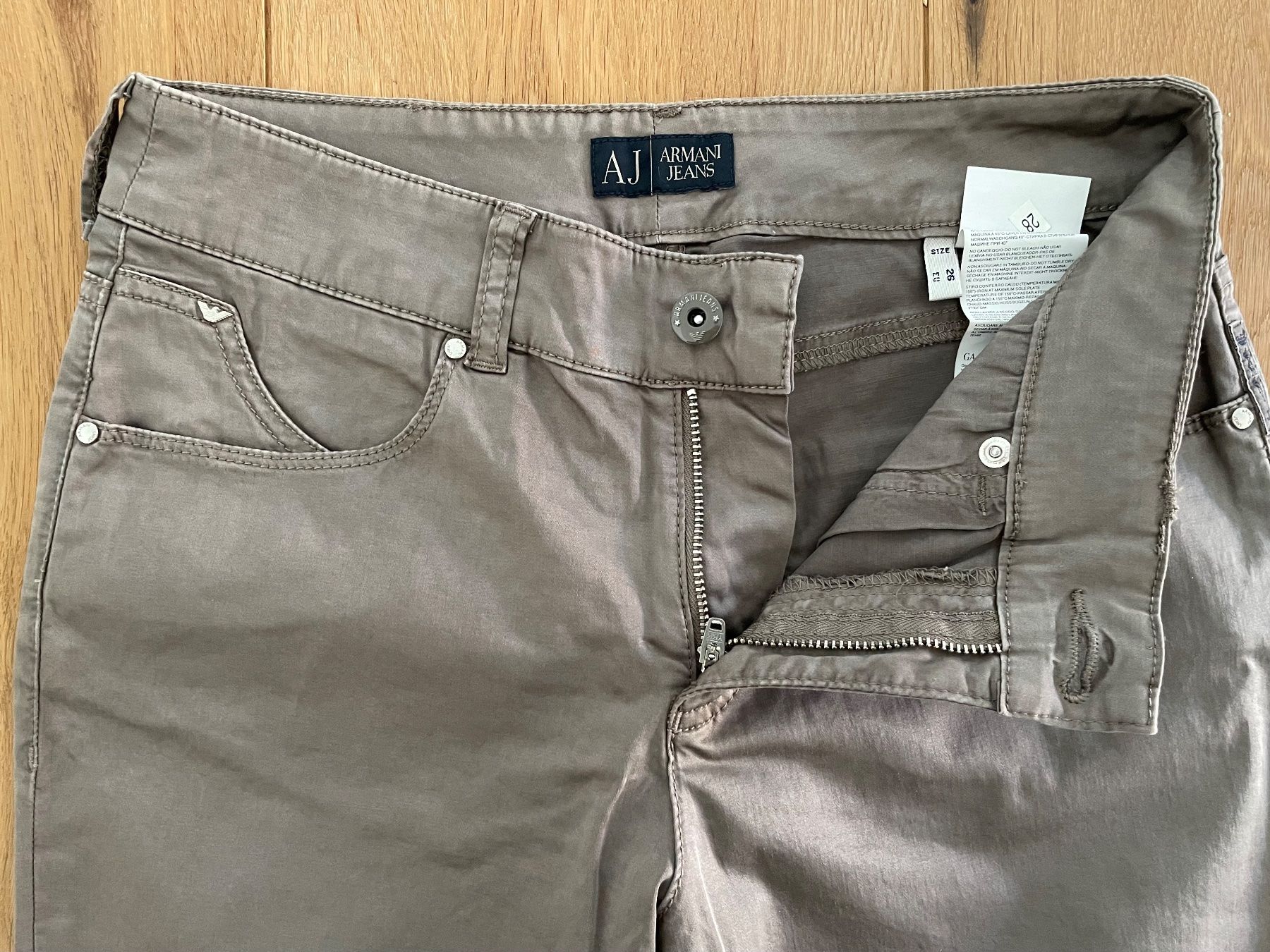 Armani Jeans: AJ Armani Jeans – Nuovo (secondo la descrizione) da Bern venduto da kat_sm88 7