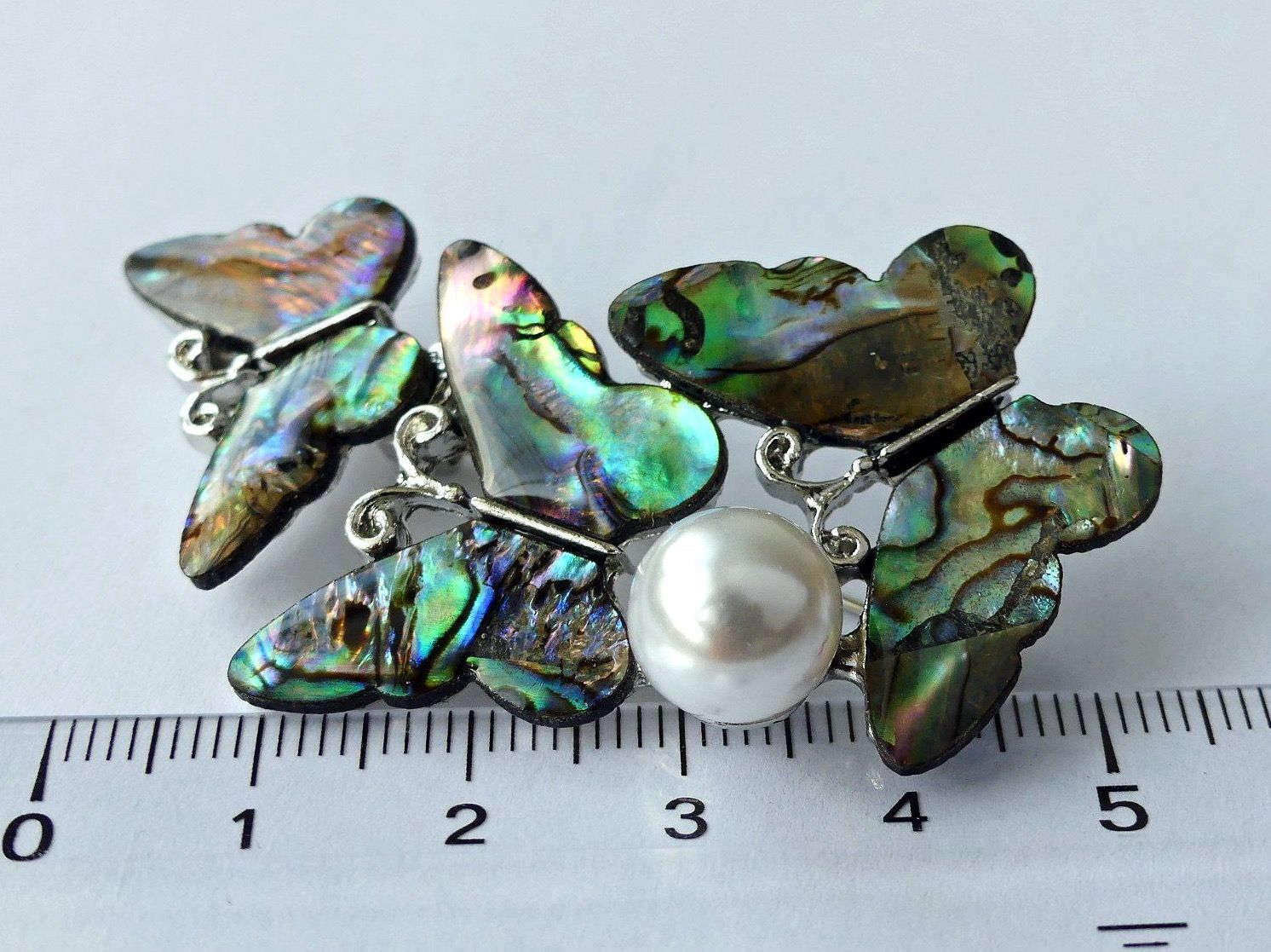 Spille & Fermagli: Brosche mit Paua-Muschel und echter Meeres Perle – Nuovo e nell'imballaggio originale da Matten b. Interlaken venduto da kero71 5