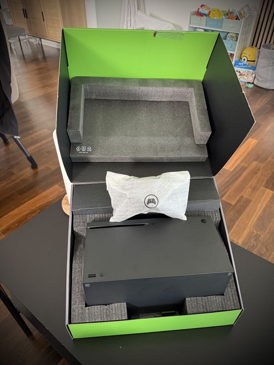 Microsoft Consoles: Xbox Serie X – Neuf (Voir description) à Villmergen par ivancitomm99 1