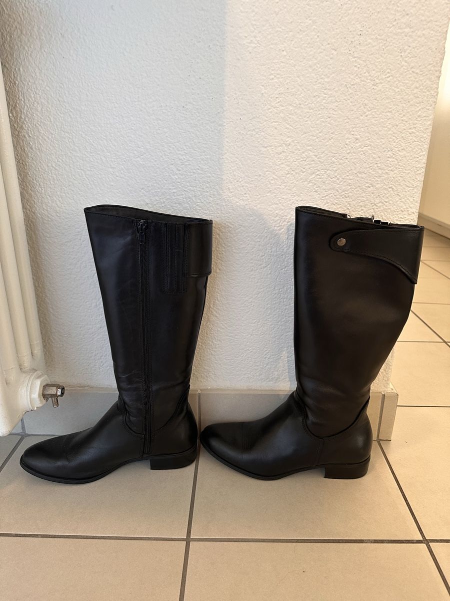 Tamaris Scarpe da donna: Stivali simil pelle Tamaris – Nuovo (secondo la descrizione) da Balerna venduto da GretaM 2