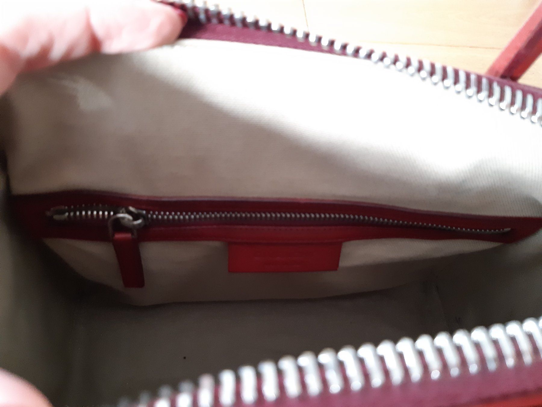 Givenchy Borse da donna: Givenchy Antigona small wine red – Usato da Windisch venduto da bymarikaa 5