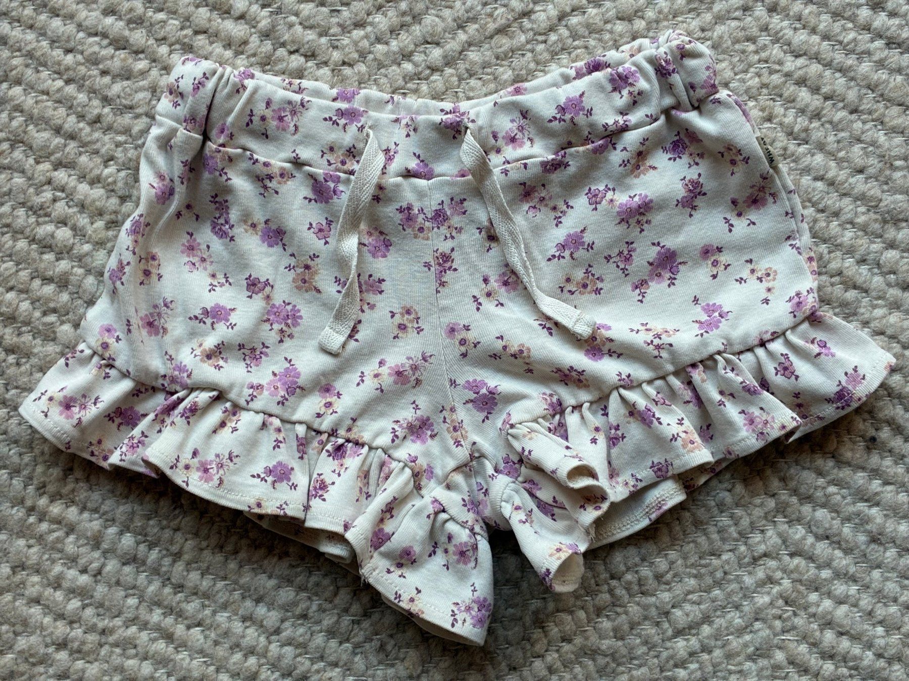 Wheat Pantalons: Wheat Shorts 98 – D'occasion à Schwanden i. E. par Magnolia88