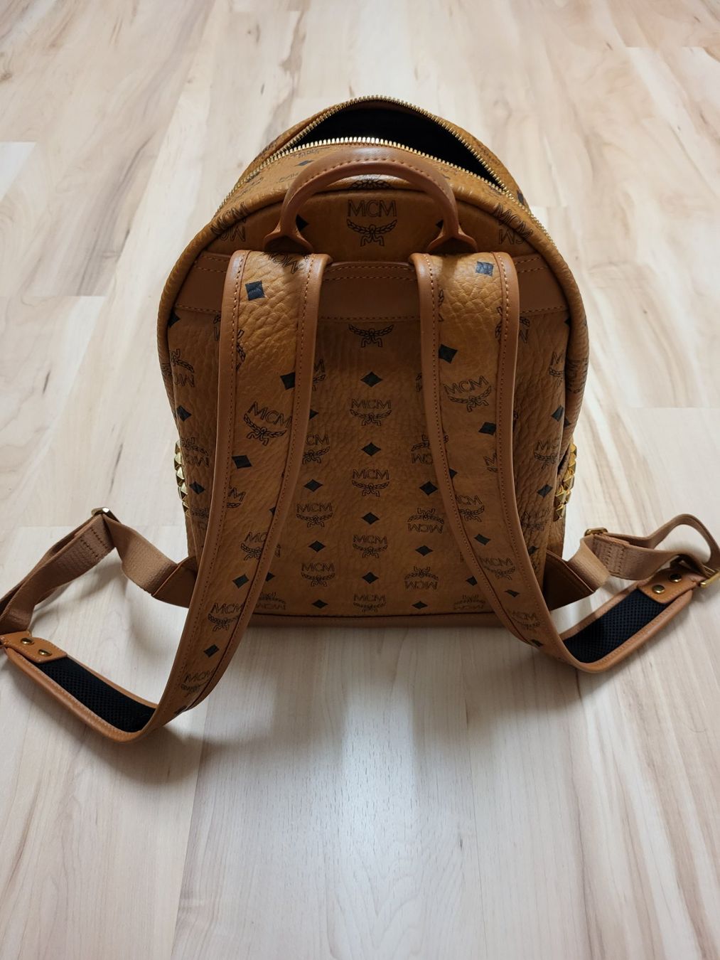 Mcm Zaini: Original MCM Rucksack – Usato da Fahrwangen venduto da Raqui01