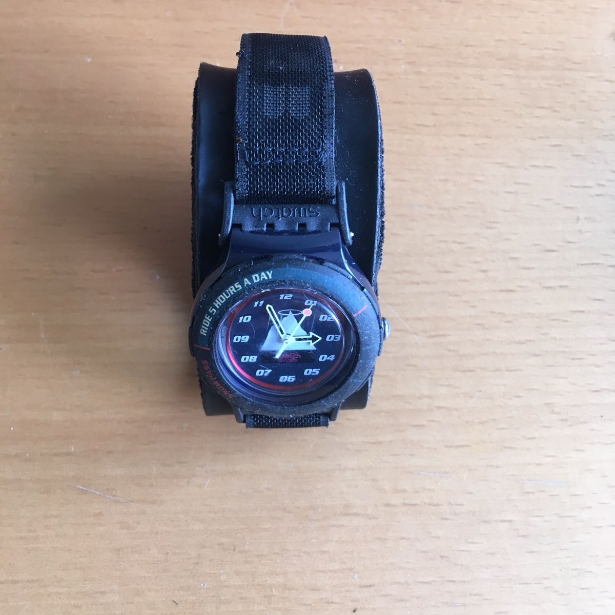 Swatch Orologi: Swatch Uhr Snowpass "Ride 5 Hours" – Usato da Thun venduto da spring23 1