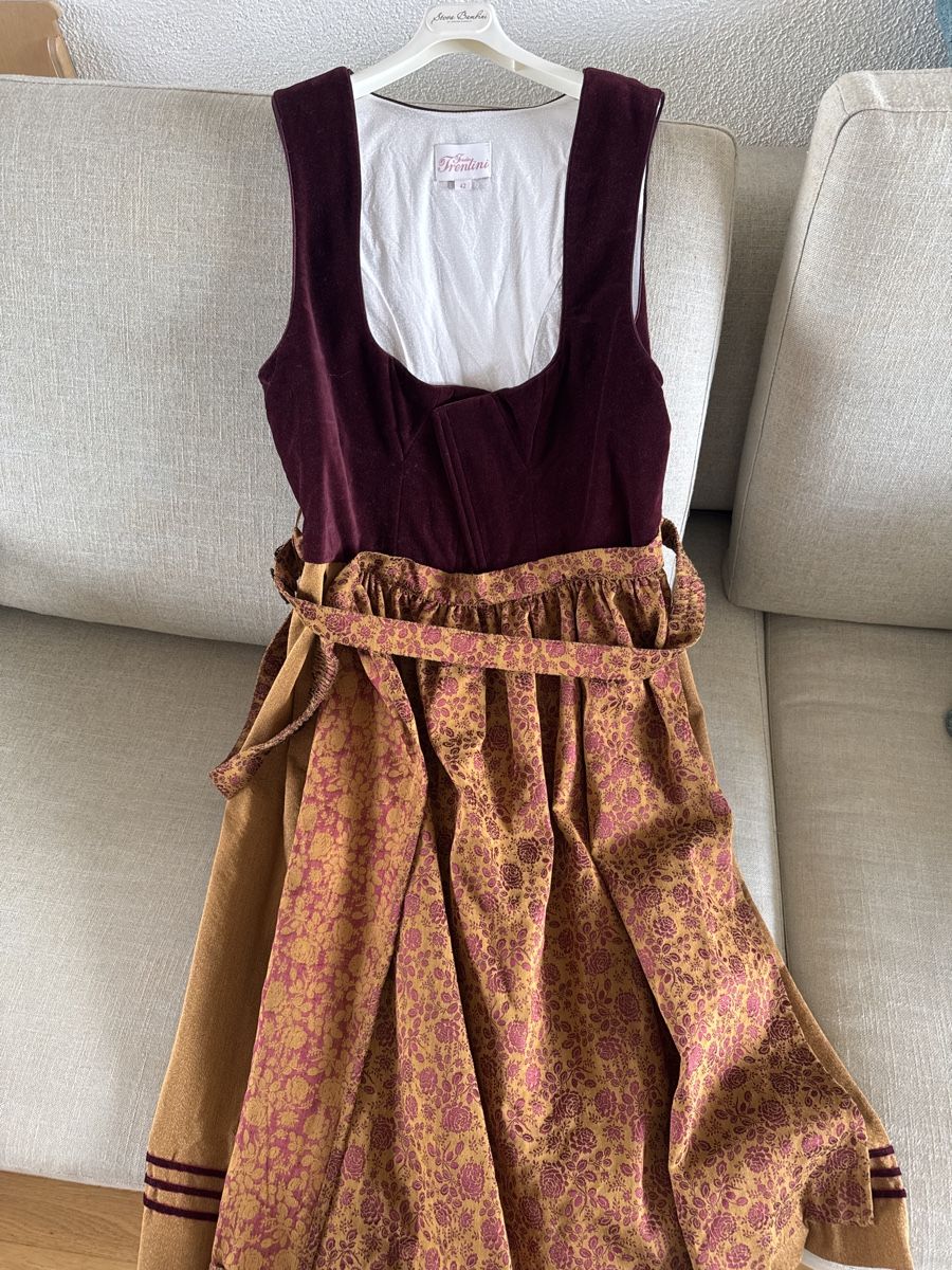 Costumi: Dirndl Julia Trentini unused – Nuovo e nell'imballaggio originale da Zürich venduto da kor_52kp 7