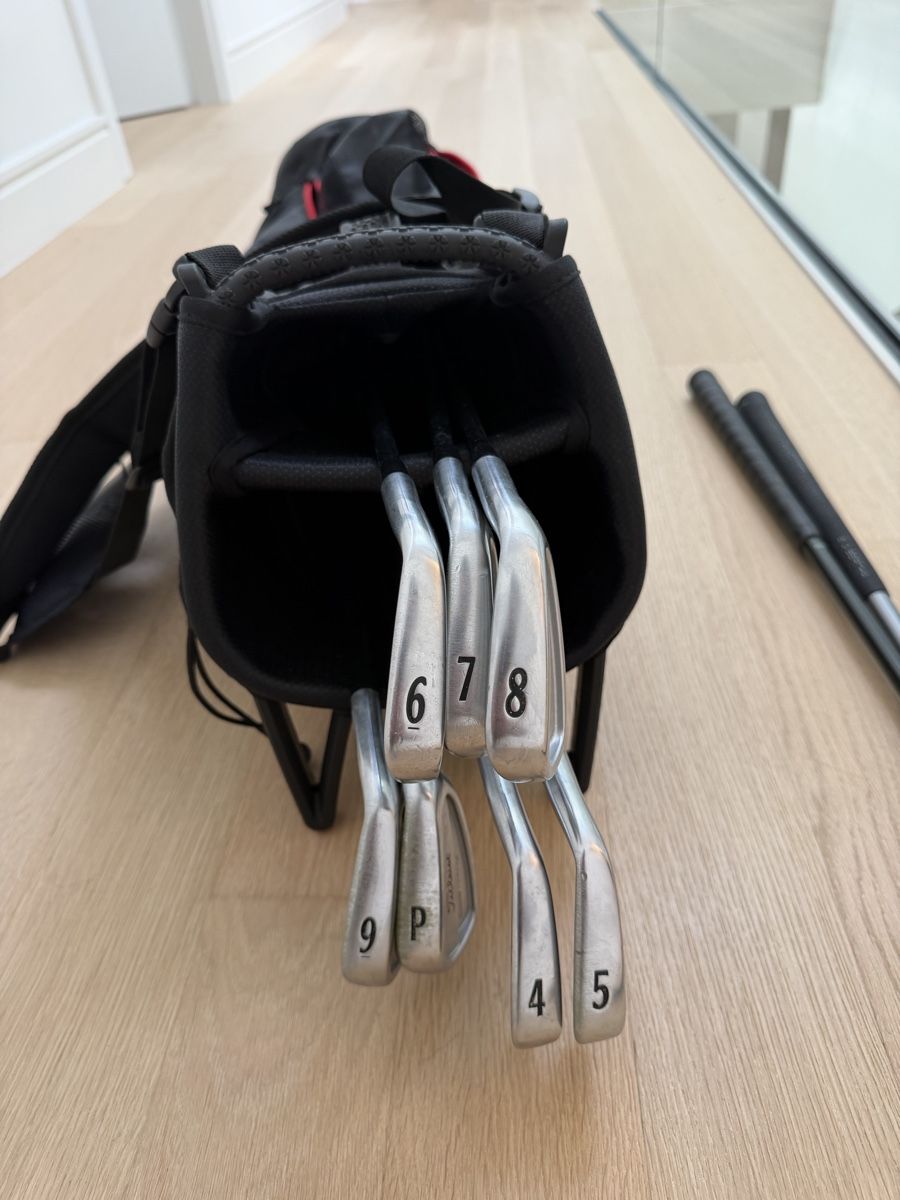 Titleist Mazze & Set: Titleist 714CB irons and Titleist pencil bag – Usato da COMMUGNY venduto da toutdoitdisparaitre 8
