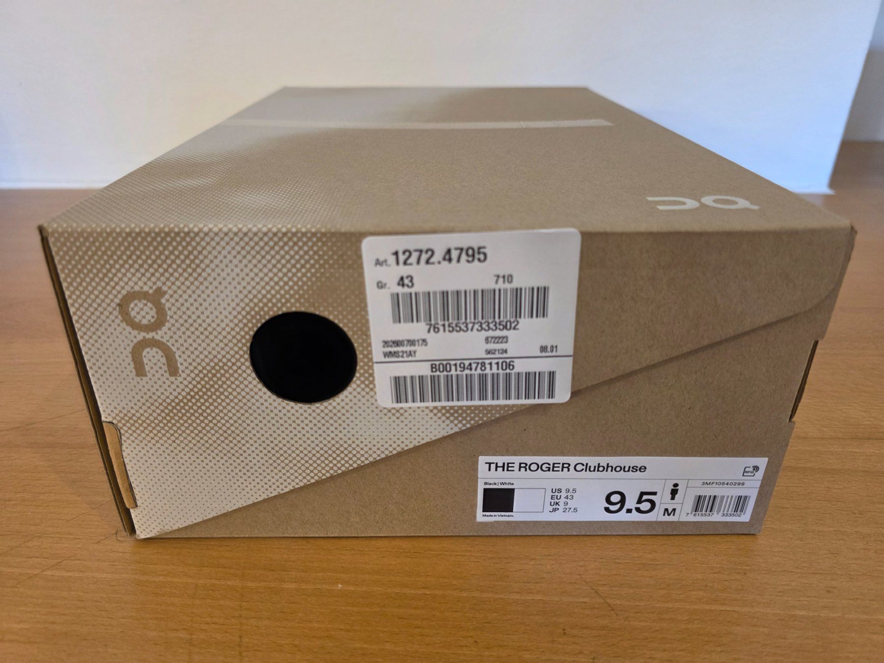 On Scarpe da uomo: On THE ROGER Advantage - all black - Gr. 43 – Nuovo (secondo la descrizione) da Ellikon a d Thur venduto da razzorblog 5