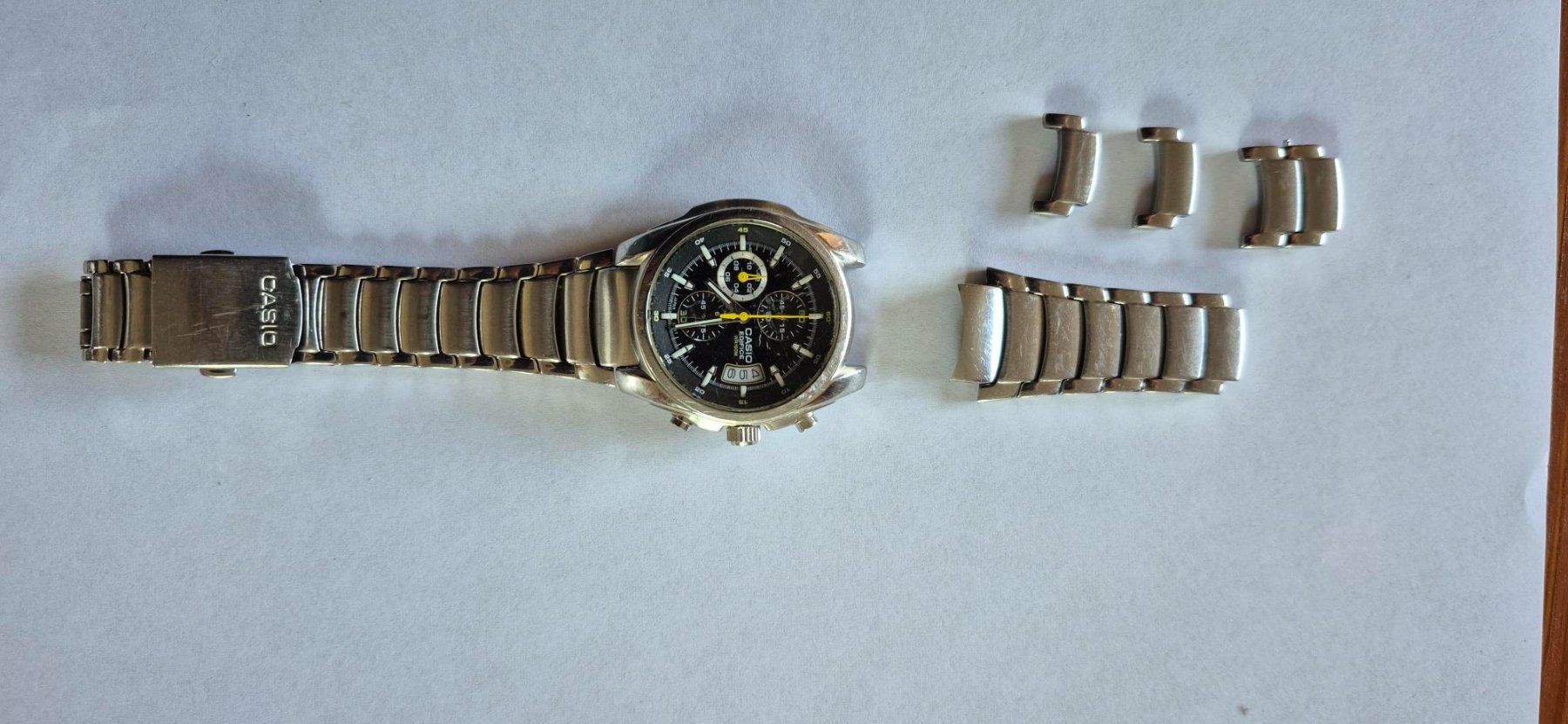 Bracciali & Braccialetti: Uhrenarmband Casio Ersatzteil – Usato da Döttingen venduto da Leopold66 1