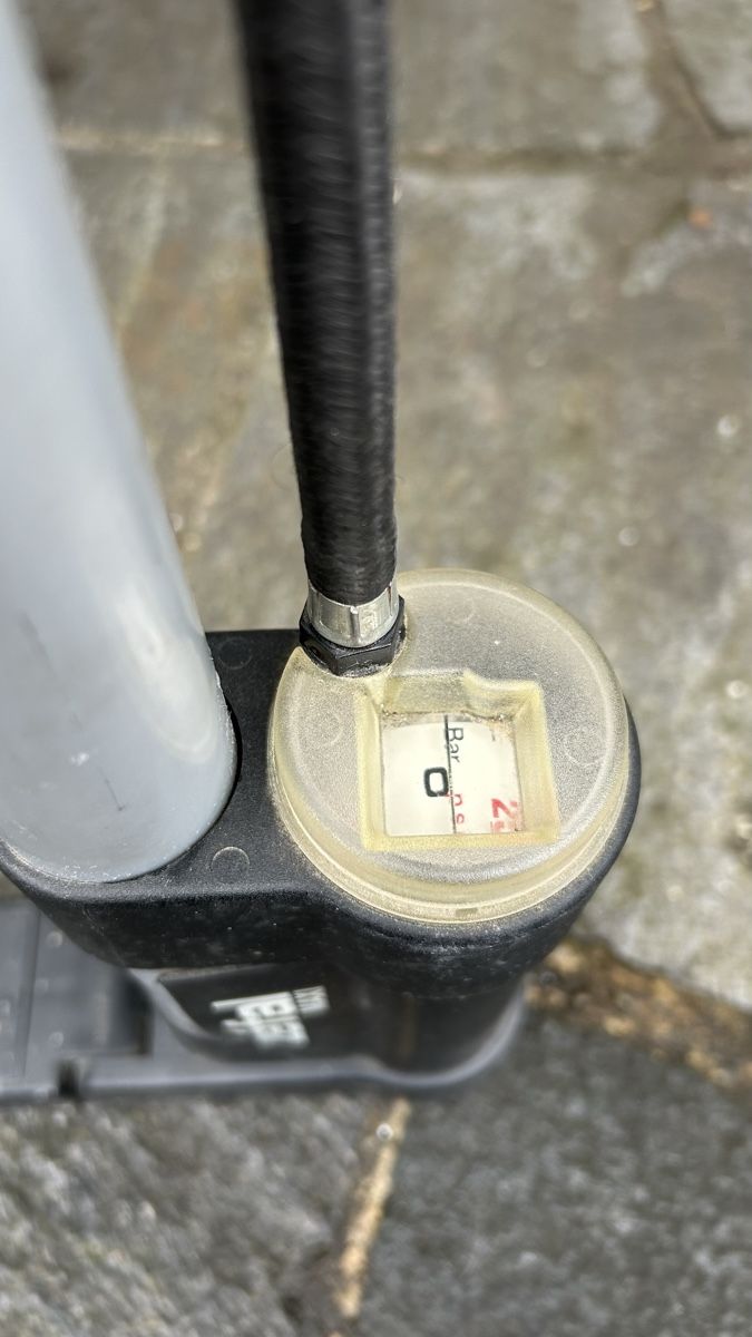 Pompes: Velopumpe – D'occasion à Basel par Schmutpa 1