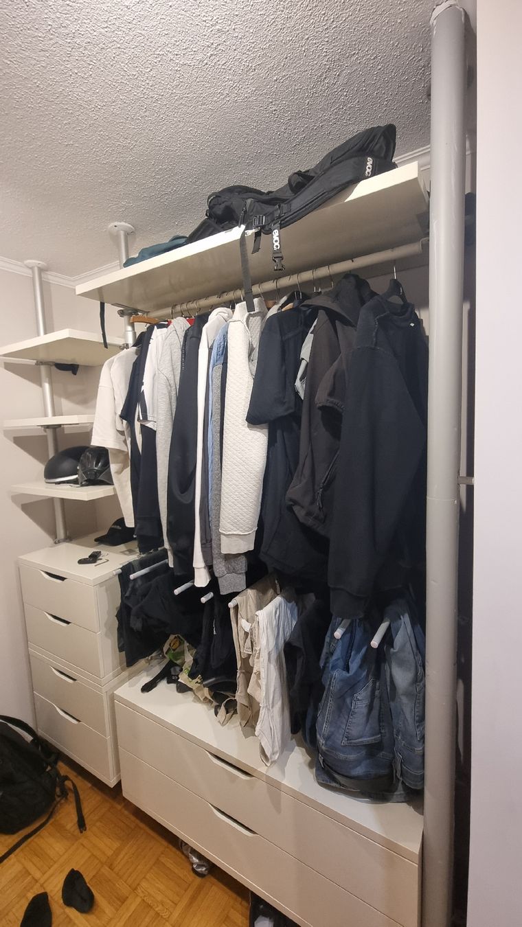 Scaffali: Regalsystem weiss mit Schubladen Metall  – Usato da Dietikon venduto da Mossg 2