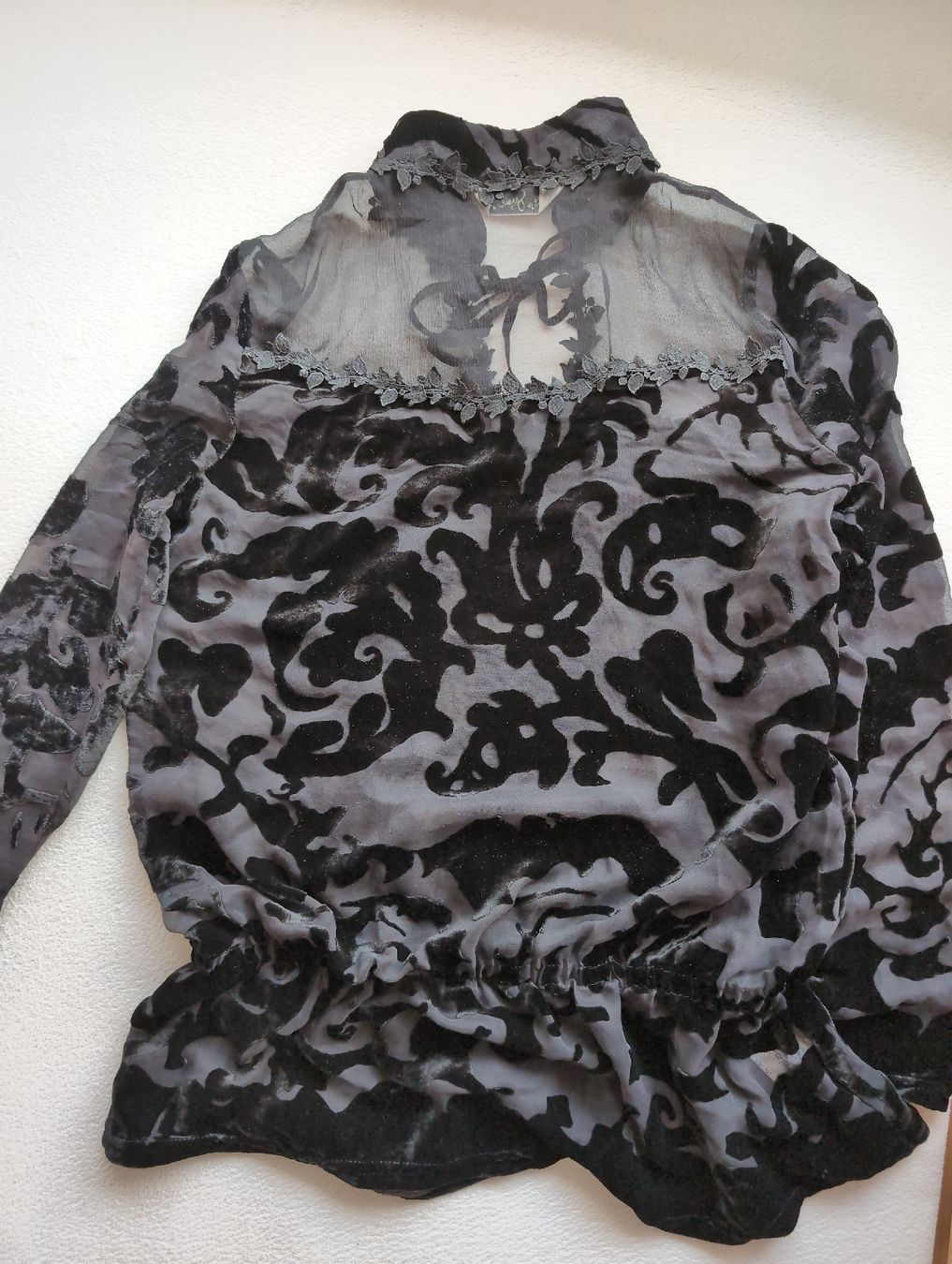 Blusen: French Saspia Paris Blouse, Grey & Black, Sheer - Small – Neu (gemäss Beschreibung) aus Glis von livespringly 4