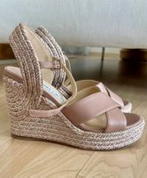 Jimmy Choo Sandalen Gr. 37.5 in beige/rosa