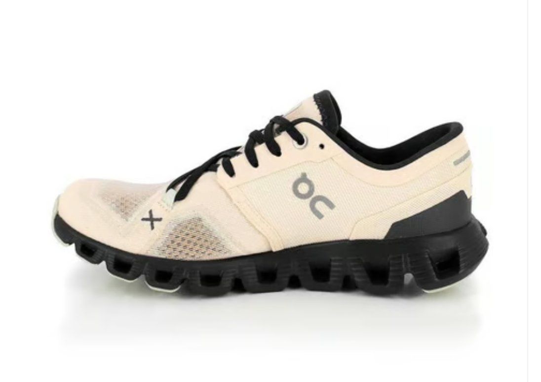On Damenschuhe: ON Laufschuh Cloud X 3 Sneaker Grösse 36.5 – Neu und originalverpackt aus Hombrechtikon von Dannii0 1