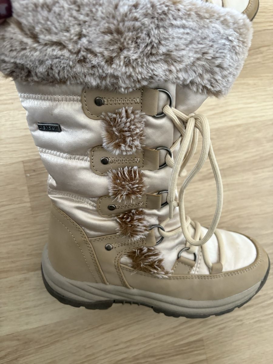 Schuhe für Mädchen: Bottes hivers  – Gebraucht aus La Chaux-de-Fonds von tuoro25 2