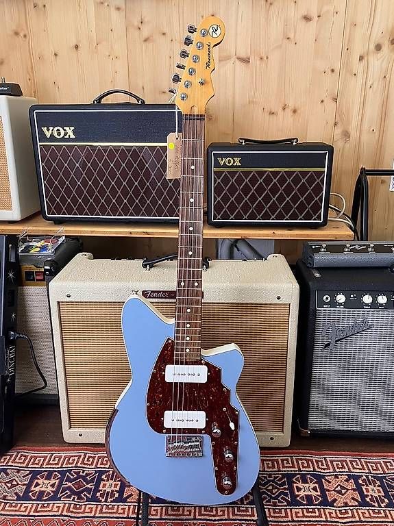 Strumenti musicali: Reverend Gitarre USA – Usato da Zofingen venduto da bjmusic