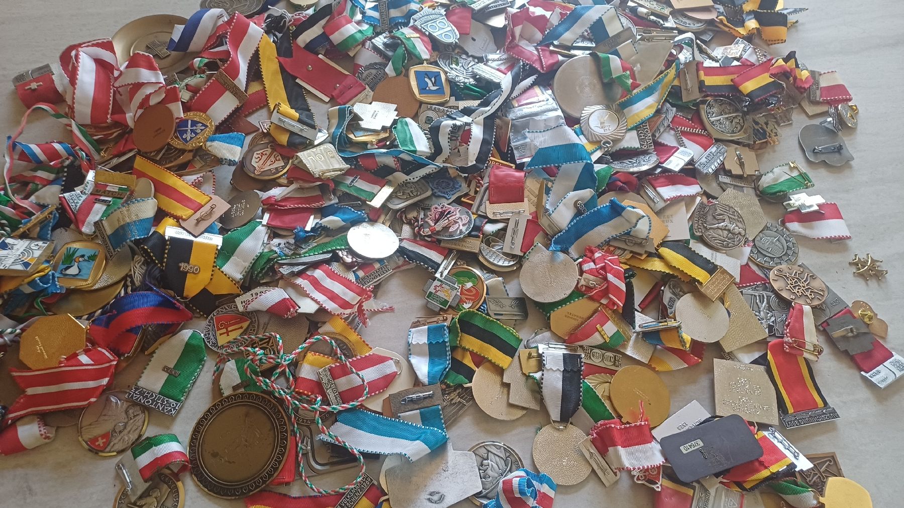 Medaillen: Riesuger Posten Medallien – Gebraucht aus Flawil von Naphtali 2
