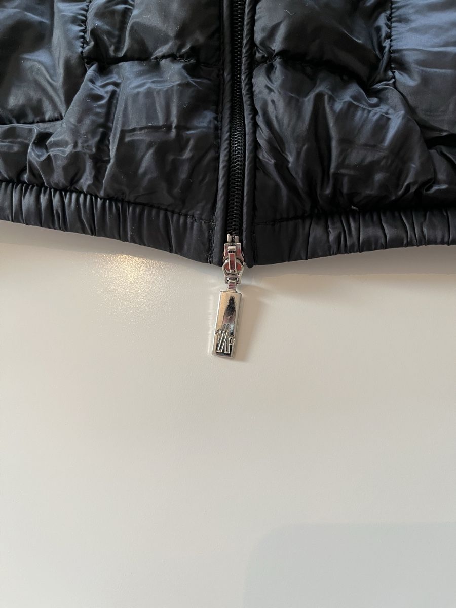 Moncler Giacche: Moncler Daunenjacke Gr.0 (34) – Nuovo (secondo la descrizione) da Rorschach venduto da CREDOCONTRO 4