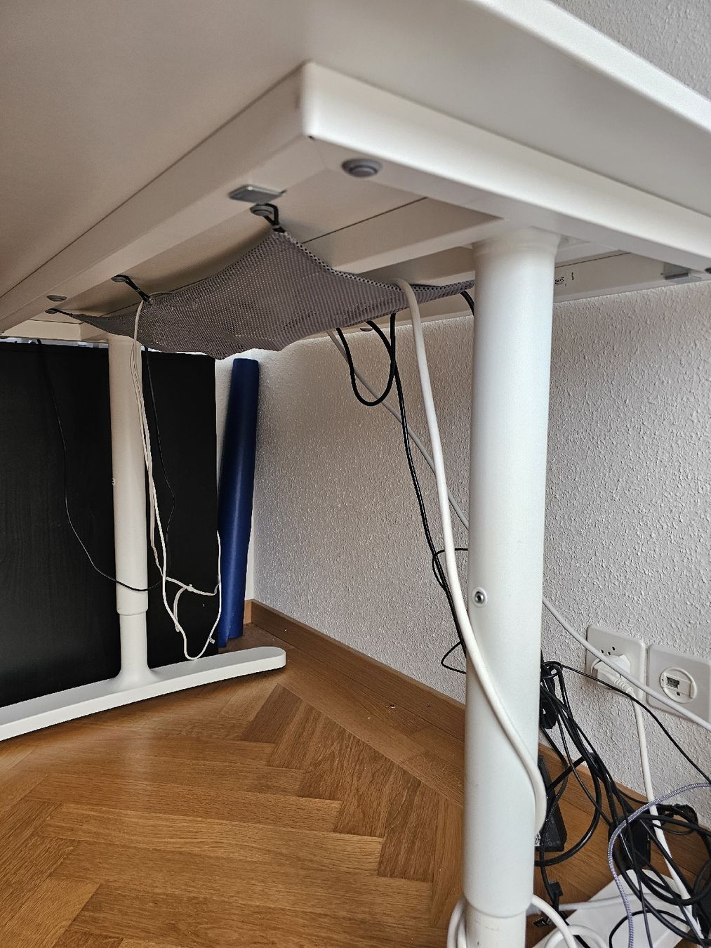 Ikea Bureaux: Schreibtisch – D'occasion à Zürich par jon_d2cv 2