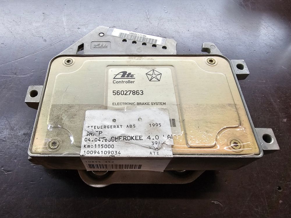 ABS Control Module Jeep Cherokee XJ 56027863 Acheter sur Ricardo