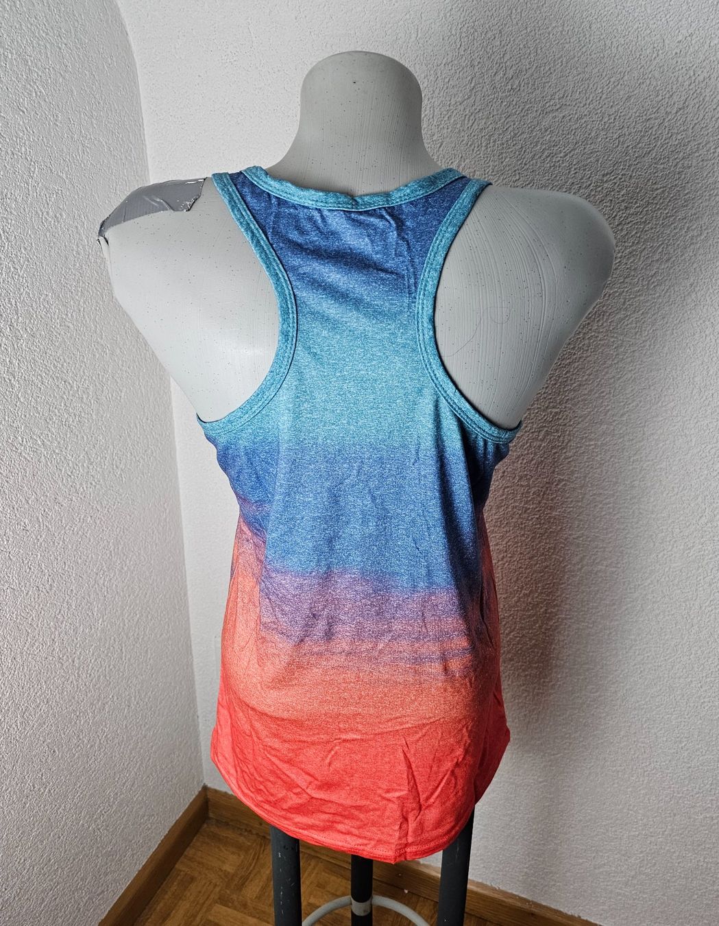 Top: NEU! Top Farbverlauf Libelle Gr. S – Nuovo (secondo la descrizione) da Füllinsdorf venduto da Sunnebliemli7 2