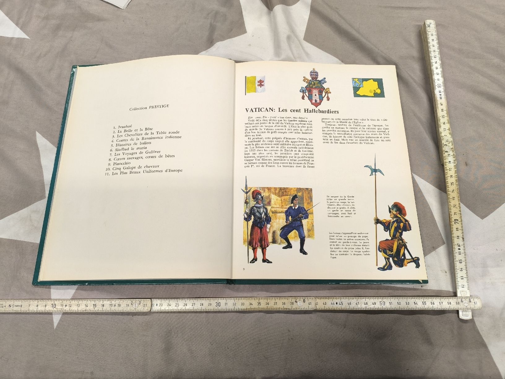 Riviste & Magazine: BUCH.   Les plus beaux UNIFORMES d'Europe – Usato da Cama venduto da anto_a 2