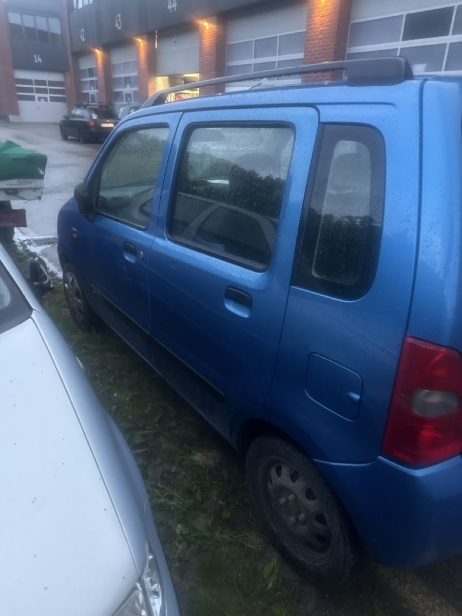 Suzuki Automobili: Vw polo et Suzuki wagon R – Difettoso da Peseux venduto da vdc_gzs6 5