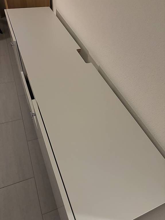 Ikea Meubles TV: IKEA Besta Sideboard 180cm – D'occasion à Schleinikon par vik_8v2w 2