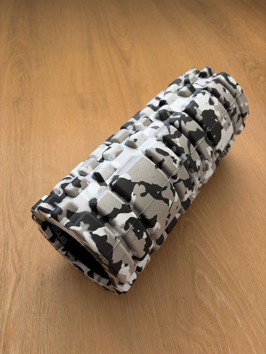 Hometrainer: Sveltus Grid Foam Roller – Nuovo (secondo la descrizione) da Kilchberg ZH venduto da Rudi.
