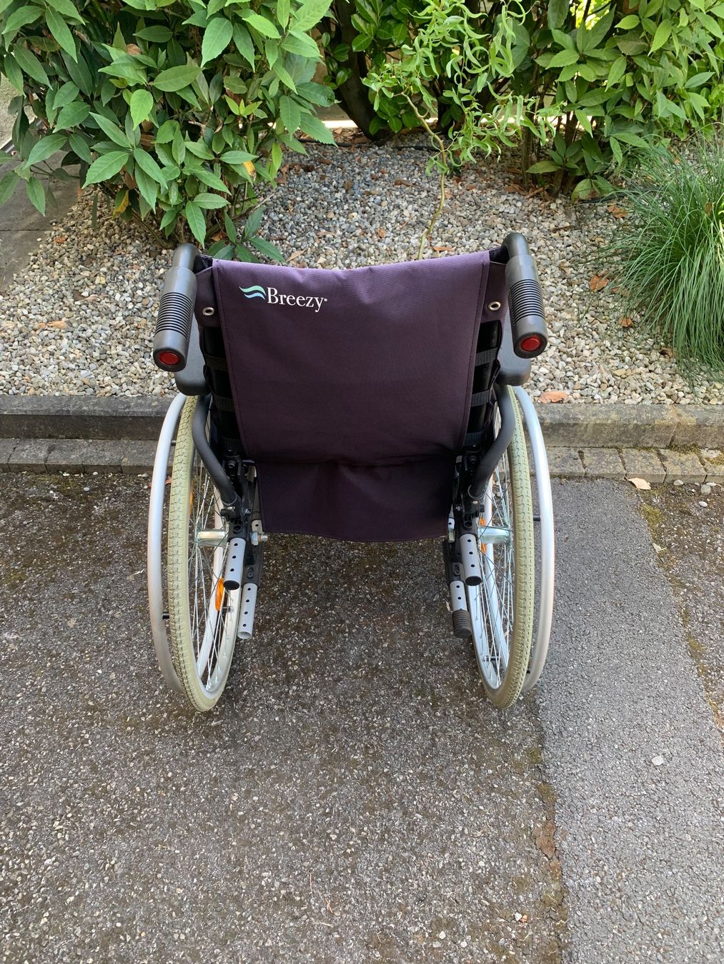Sedie a rotelle: Fauteuil roulant Breezy, bon état, pliable – Usato da Vessy venduto da Panpan2 2