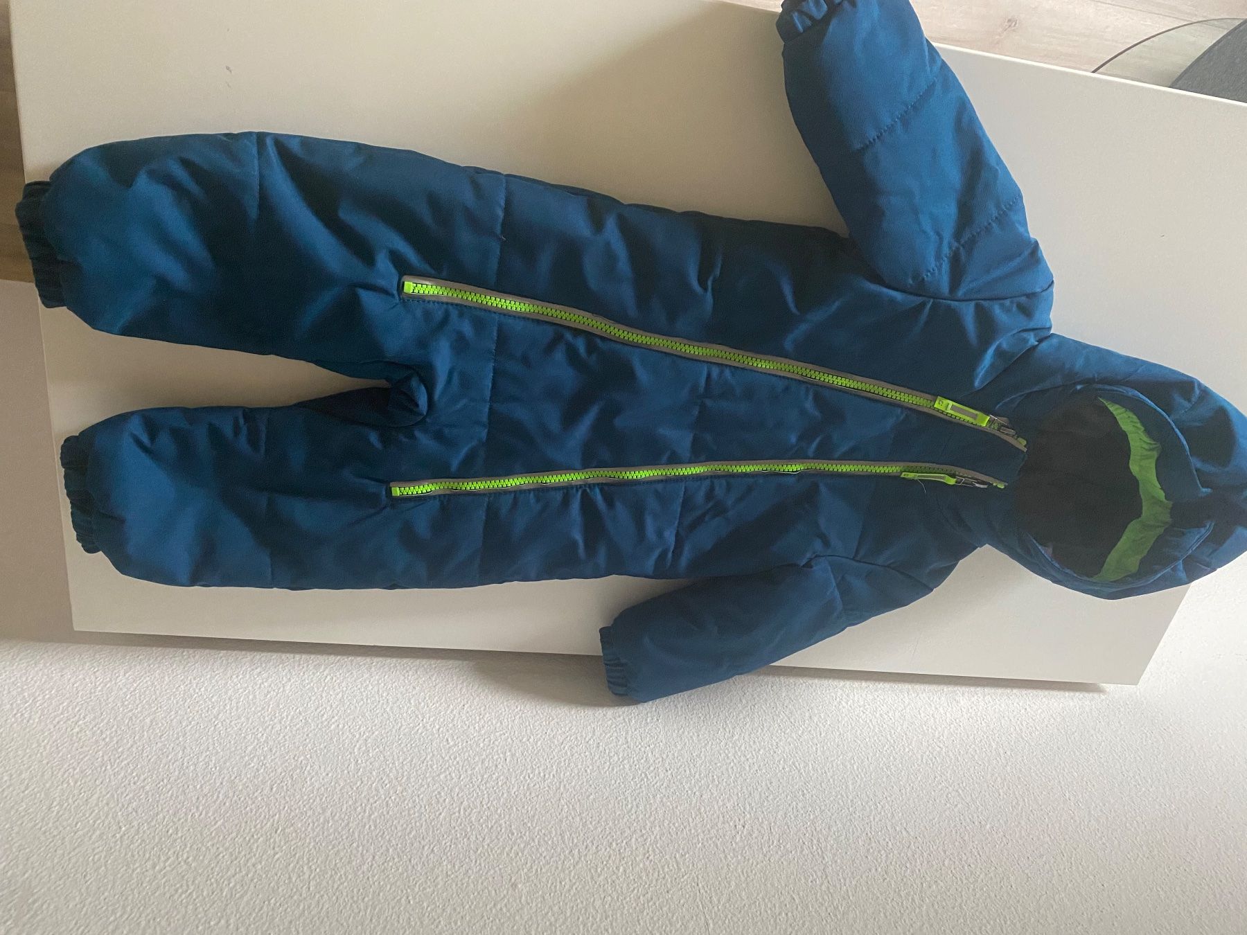 Killtec Completi: Killtec Schneeanzug Grösse 74/80 fast neu! – Nuovo (secondo la descrizione) da Hinwil venduto da kys_5qrk