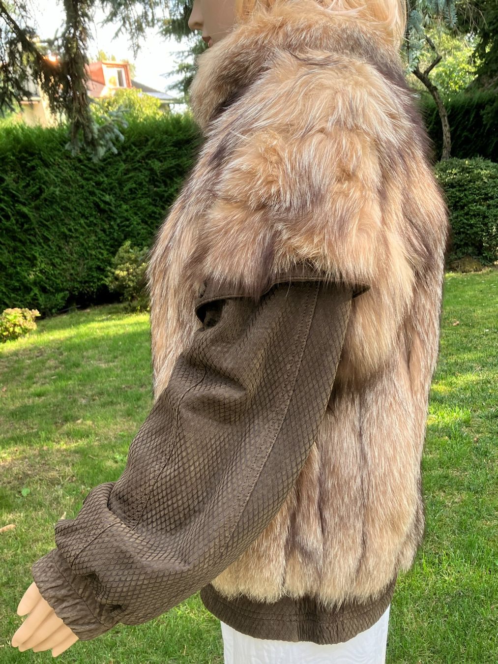 Giacche: Blouson d'exception Saga Fox transformable. Taille S/M – Nuovo (secondo la descrizione) da Chêne-Bougeries venduto da Vintage-Era 1