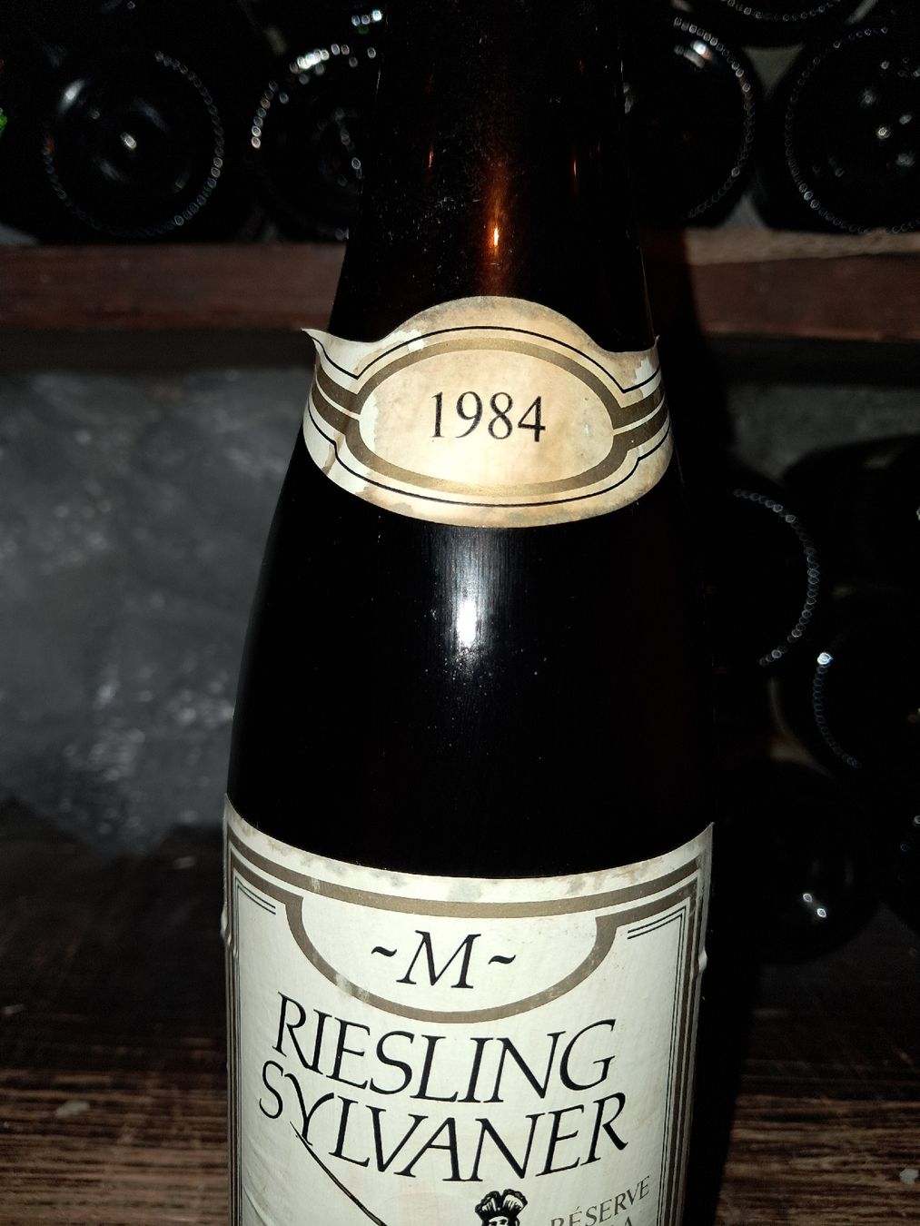 Vino: Riesling-Sylvaner 1984 – Nuovo e nell'imballaggio originale da Le locle venduto da juliensaran 2