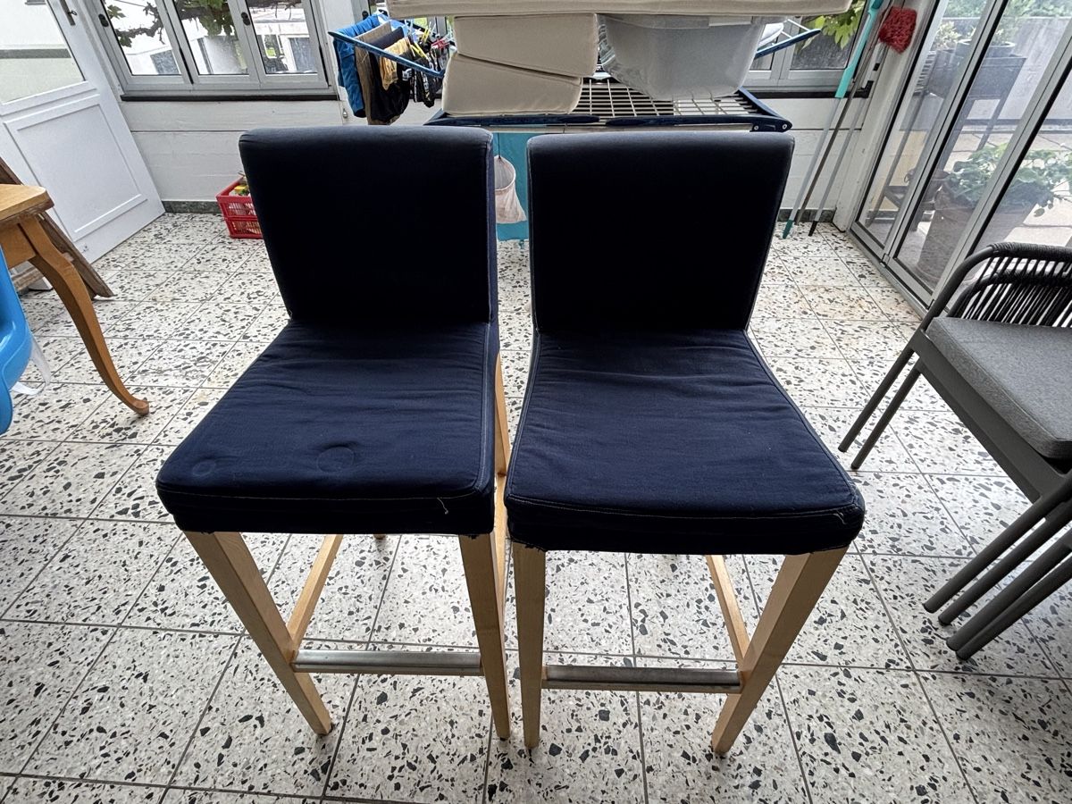 Ikea Sgabelli: 2 Barhocker Ikea Henriksdal – Usato da Hinwil venduto da Spazzo