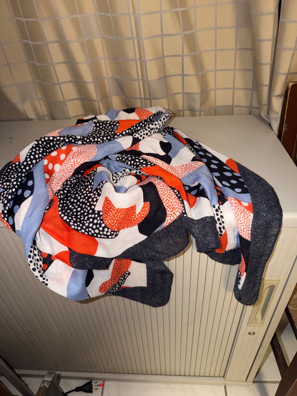 Opus Foulards, Tücher & Schals: Schal OPUS 1 x getragen – Neu und originalverpackt aus Dornach von samuti