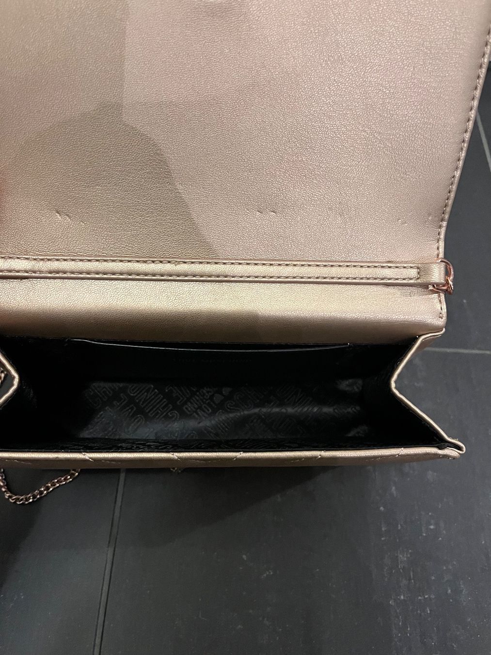 Moschino Borse da donna: Moschino Tasche klein – Usato da Davos Dorf venduto da Anna3313 4
