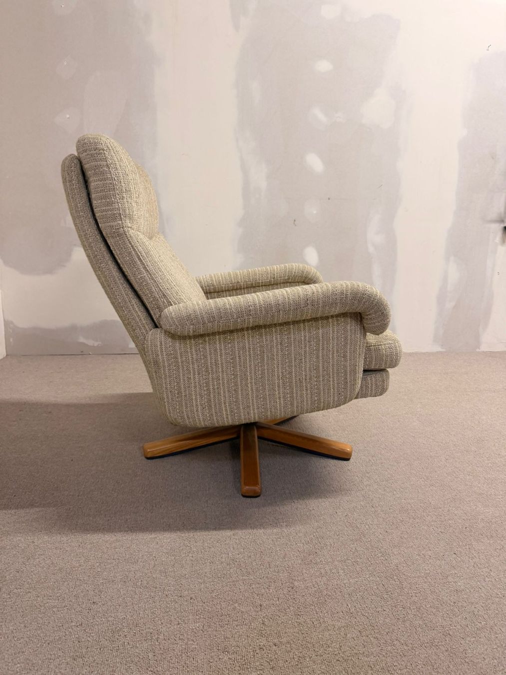 Poltrone: Dänischer Mid Century Sessel mit Strukturstoffbezug, retro – Usato da Rickenbach ZH venduto da Insider-Boerse 3